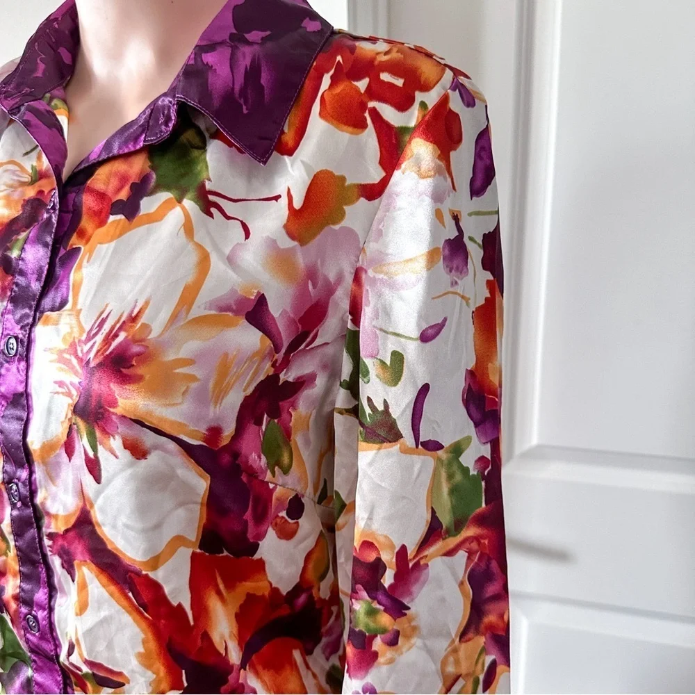 Women’s Tops | Floral Button Down Shirt Top - Picture 6 of 9